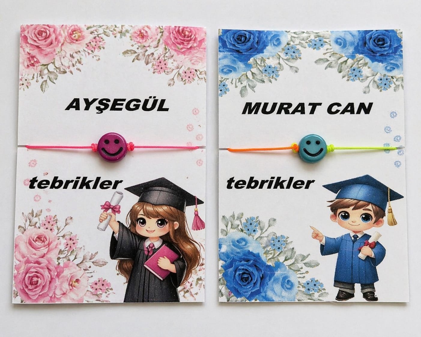ÖĞRENCİLER İÇİN MEZUNİYET İSME ÖZEL KARTLI BİLEKLİK 20 ADET